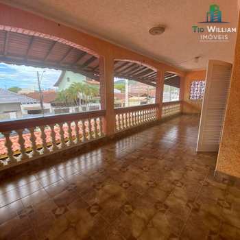 Sobrado em Praia Grande, bairro Solemar