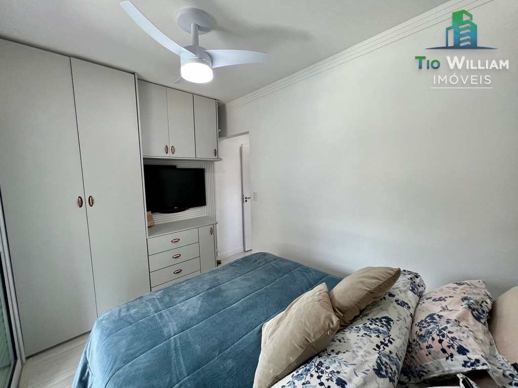 Apartamento em Praia Grande, no bairro Boqueirão
