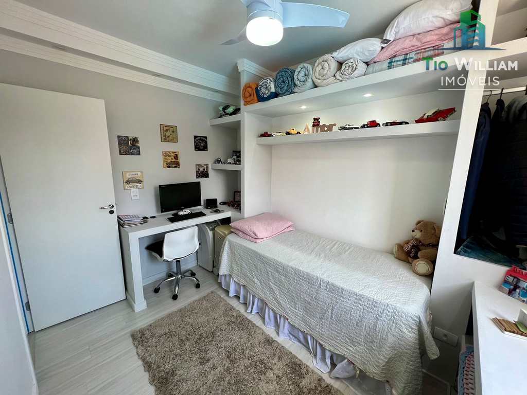 Apartamento em Praia Grande, no bairro Boqueirão