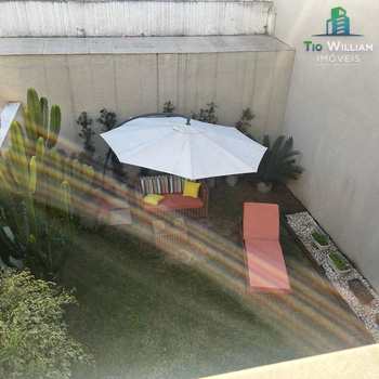 Sobrado em Atibaia, bairro Jardim Paulista