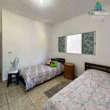 Sobrado em Praia Grande, bairro Canto do Forte