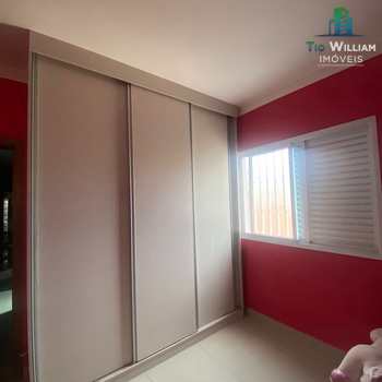 Sobrado em Praia Grande, bairro Guilhermina