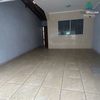 Sobrado em Praia Grande, bairro Guilhermina