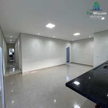 Sobrado em Bragança Paulista, bairro Residencial Vila Verde