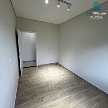 Sobrado em Bragança Paulista, bairro Residencial Vila Verde