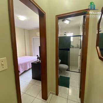 Apartamento em Praia Grande, bairro Guilhermina