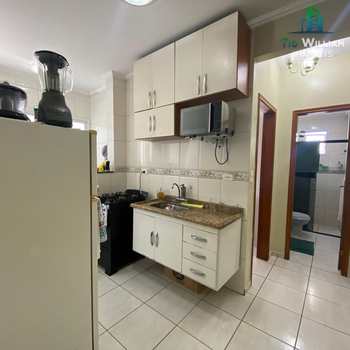 Apartamento em Praia Grande, bairro Guilhermina