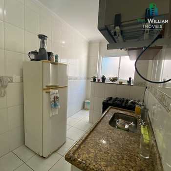 Apartamento em Praia Grande, bairro Guilhermina