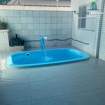 Sobrado em Praia Grande, bairro Canto do Forte