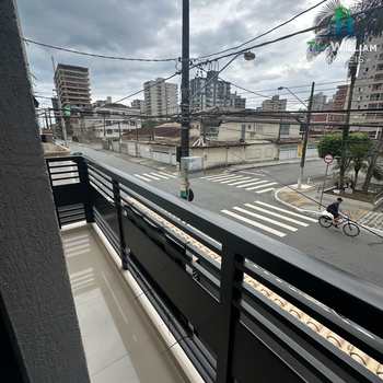 Sobrado em Praia Grande, bairro Tupi