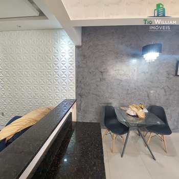 Apartamento em Praia Grande, bairro Guilhermina