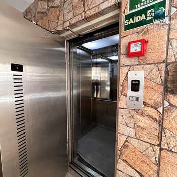 Apartamento em Praia Grande, bairro Aviação