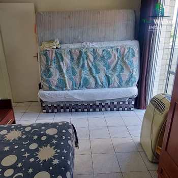 Apartamento em Praia Grande, bairro Aviação