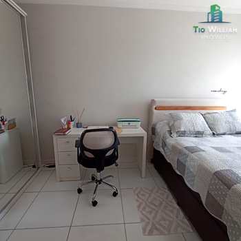 Apartamento em Praia Grande, bairro Mirim