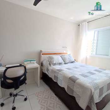 Apartamento em Praia Grande, bairro Mirim
