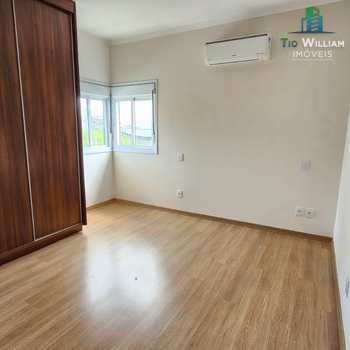Sobrado de Condomínio em Bragança Paulista, bairro Condomínio Residencial Campos do Conde