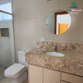 Sobrado de Condomínio em Bragança Paulista, bairro Condomínio Residencial Campos do Conde