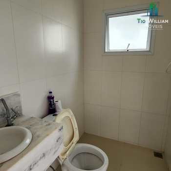 Sobrado de Condomínio em Bragança Paulista, bairro Condomínio Residencial Campos do Conde