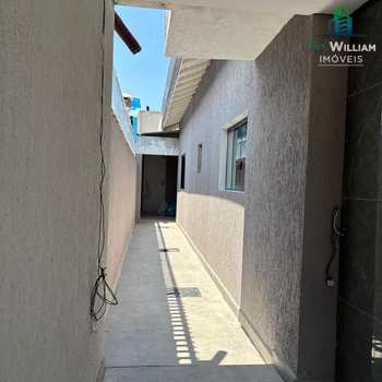 Casa em Praia Grande, bairro Imperador
