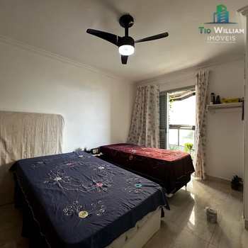 Apartamento em Praia Grande, bairro Guilhermina