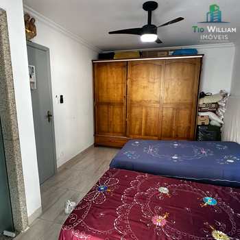 Apartamento em Praia Grande, bairro Guilhermina