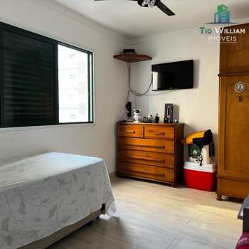 Apartamento em Praia Grande, bairro Guilhermina