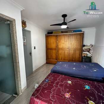 Apartamento em Praia Grande, bairro Guilhermina