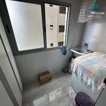 Apartamento em Praia Grande, bairro Guilhermina