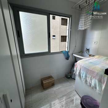 Apartamento em Praia Grande, bairro Guilhermina