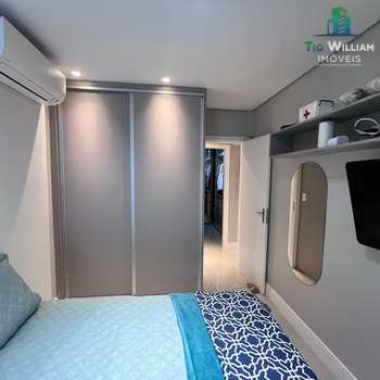 Apartamento em Praia Grande, bairro Canto do Forte