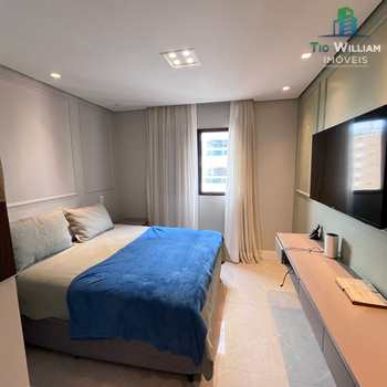 Apartamento em Praia Grande, bairro Canto do Forte