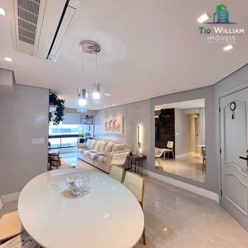 Apartamento em Praia Grande, bairro Canto do Forte
