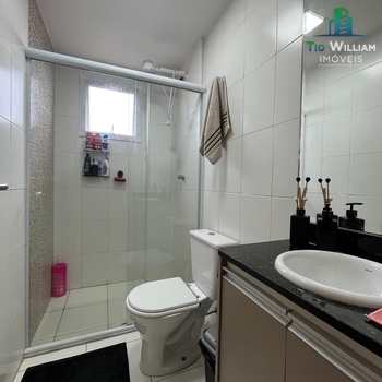Apartamento em Praia Grande, bairro Caiçara