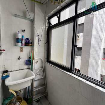 Apartamento em Praia Grande, bairro Boqueirão
