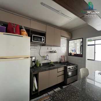 Apartamento em Praia Grande, bairro Boqueirão