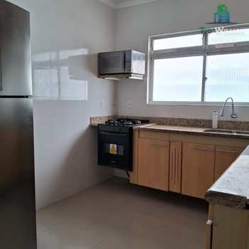 Apartamento em Praia Grande, bairro Canto do Forte