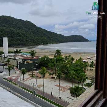 Apartamento em Praia Grande, bairro Canto do Forte