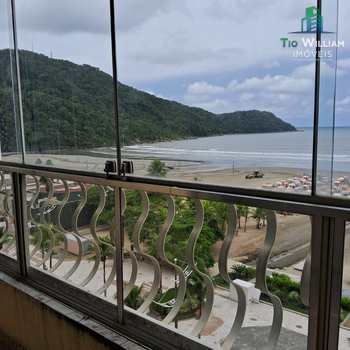 Apartamento em Praia Grande, bairro Canto do Forte