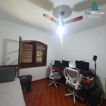 Casa em Bragança Paulista, bairro Jardim São Lourenço