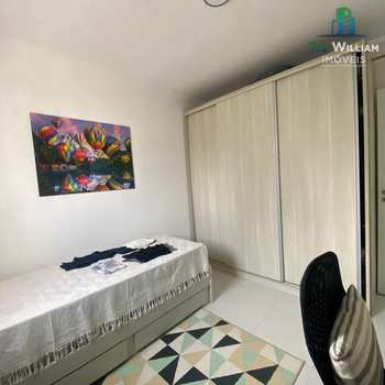 Apartamento em Praia Grande, bairro Canto do Forte
