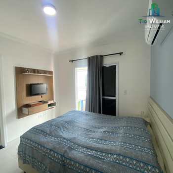 Apartamento em Praia Grande, bairro Canto do Forte