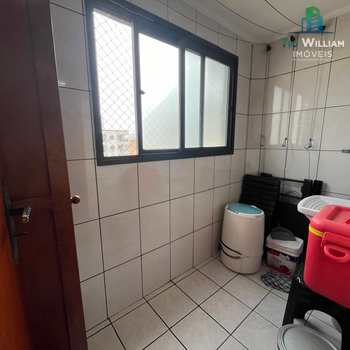 Apartamento em Praia Grande, bairro Guilhermina