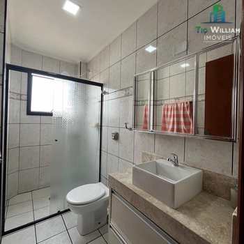 Apartamento em Praia Grande, bairro Guilhermina