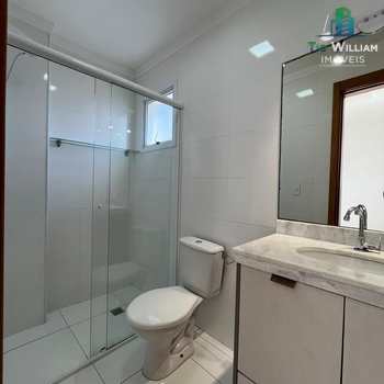 Apartamento em Praia Grande, bairro Boqueirão