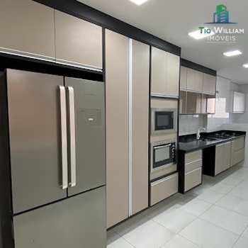 Apartamento em Praia Grande, bairro Boqueirão