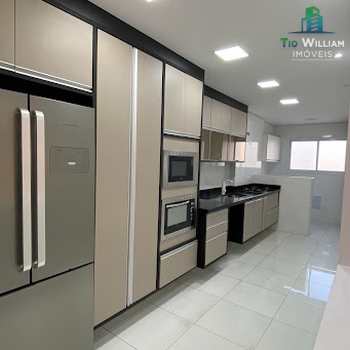 Apartamento em Praia Grande, bairro Boqueirão