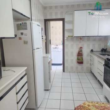 Apartamento em Praia Grande, bairro Ocian