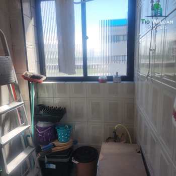 Apartamento em Praia Grande, bairro Ocian