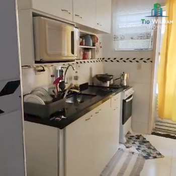 Kitnet em Praia Grande, bairro Mirim
