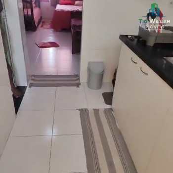 Kitnet em Praia Grande, bairro Mirim